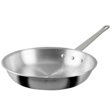 Cargar imagen en el visor de la galería, SARTEN 30.5 CM CON LABIO