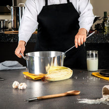 Cargar imagen en el visor de la galería, CAZO CONICO S/T 28 CM TF VASCONIA