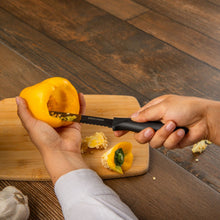 Cargar imagen en el visor de la galería, ESENCIAL CUCHILLO 5.5" UTILITY