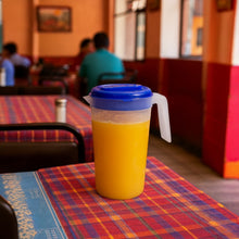 Cargar imagen en el visor de la galería, JARRA 2 LT C/TAPA CUBASA