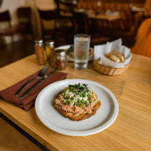 Cargar imagen en el visor de la galería, DM PLATO TRINCHE 9.0" BLANCO 23 CM