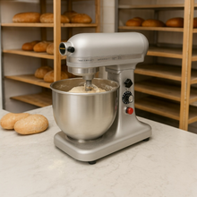 Cargar imagen en el visor de la galería, BATIDORA PLANETARIA 07 LT 350 W