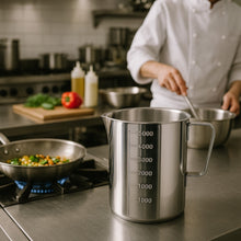 Cargar imagen en el visor de la galería, JARRA MEDIDORA 5LT AC INOX