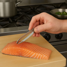Cargar imagen en el visor de la galería, PINZA ESPINA DE PESCADO