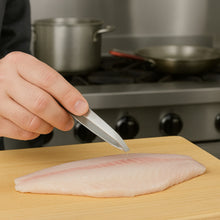 Cargar imagen en el visor de la galería, PINZA ESPINA DE PESCADO