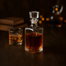 Cargar imagen en el visor de la galería, LICORERA LISA CUADRADA 1 LT ARGOS