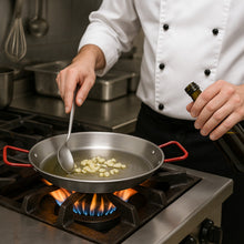 Cargar imagen en el visor de la galería, PAELLERA DE HIERRO 24 CM LACOR