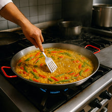 Cargar imagen en el visor de la galería, PAELLERA DE HIERRO 51 CM LACOR