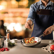 Cargar y reproducir el video en el visor de la galería, SARTEN 26 CM GRANO AC INOX