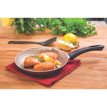 Cargar imagen en el visor de la galería, PARIS LR SARTEN ROJO 24 CM