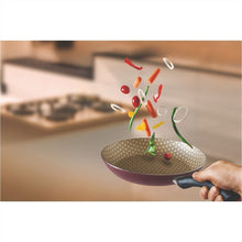 Cargar imagen en el visor de la galería, PARIS LR SARTEN ROJO 26 CM