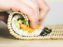 Cargar imagen en el visor de la galería, TAPETE SUSHI PLANO 9 1/2&quot; X 9 1/2&quot;
