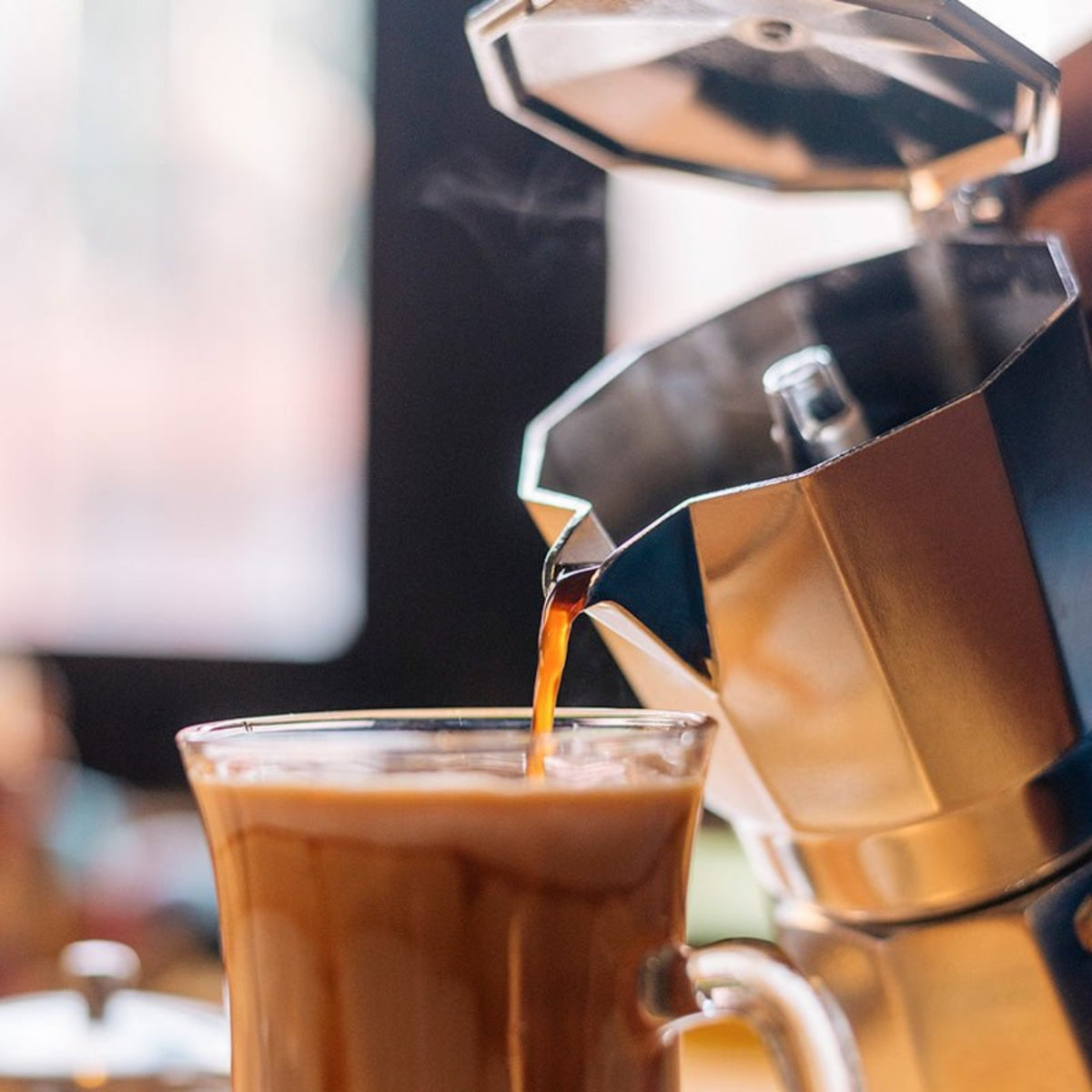 CAFETERA ITALIANA DE ALUMINIO 600 ML