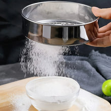 Cargar imagen en el visor de la galería, CERNIDOR DE HARINA 10&quot; AC INOX
