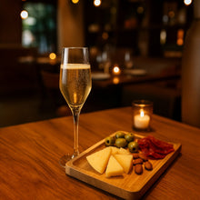 Cargar imagen en el visor de la galería, COPA LAV FLAUTA ELLA 230 ML
