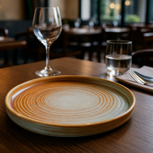 Cargar imagen en el visor de la galería, CORAL PLATO TRINCHE 28 CM
