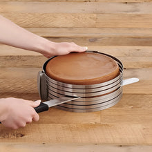 Cargar imagen en el visor de la galería, GUIA CORTA PASTELES Y BIZCOCHOS
