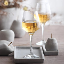 Cargar imagen en el visor de la galería, COPA LAV VINO ELLA 11 1/4 OZ
