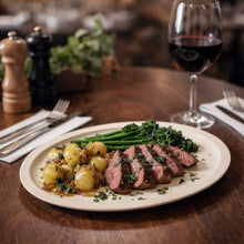 Cargar imagen en el visor de la galería, PLATO OVALADO 13.0" BEIGE 34 CM
