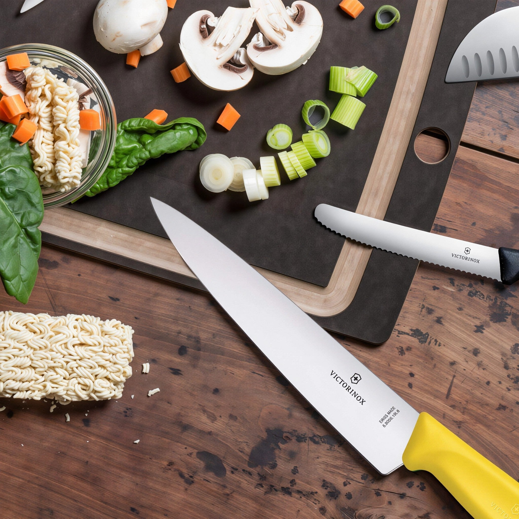 SWISS CLASSIC CUCHILLO CHEF 19 CM AMARILLO