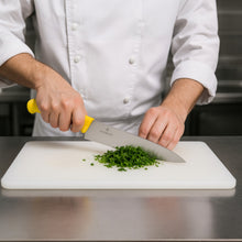 Cargar imagen en el visor de la galería, SWISS CLASSIC CUCHILLO CHEF 19 CM AMARILLO
