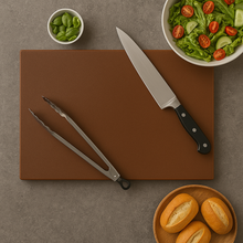Cargar imagen en el visor de la galería, TABLA PARA PICAR 45x30x1.8 CM CAFE
