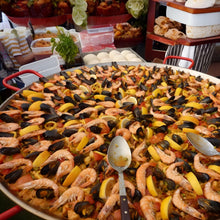 Cargar imagen en el visor de la galería, PAELLERA DE HIERRO 80 CM LACOR
